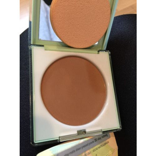 Clinique Stay-Matte Sheer Pressed Powder 17 Stay Nutmeg, 0.27 Ounce